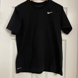 Nike Men's Black Dri-FIT Shirt Medium